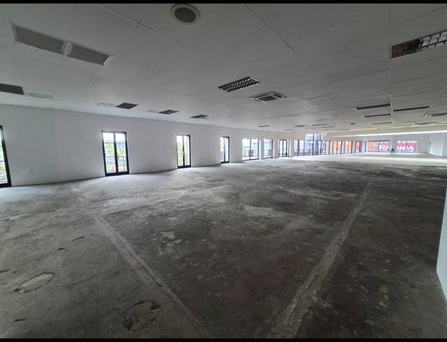 1,297M² RETAIL TO LET IN RIVONIA